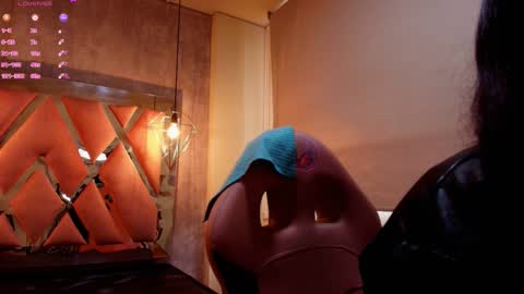 Snapshot of adara_evanss chatting on 10/12/25, 01:43  Adara  online show from 10/12/25, 01:43