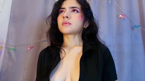 Snapshot of adara_johnson_ chatting on 01/09/26, 11:46 Adara Johnson online show from 01/09/26, 11:46