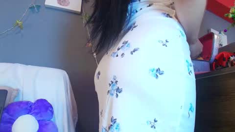 Snapshot of adara_johnson_ chatting on 03/06/26, 02:57 Adara Johnson online show from 03/06/26, 02:57