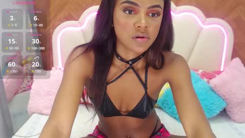 adarose_ online show from 12/22/25, 11:46