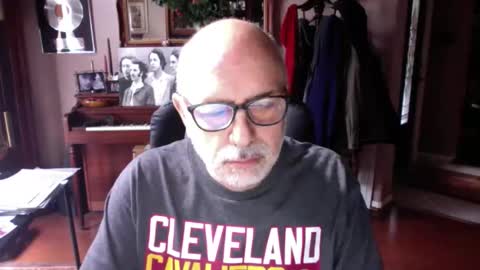 add_me_2 online show from 05/15/26, 02:02
