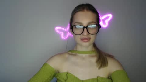 Kristina online show from 12/03/24, 02:38