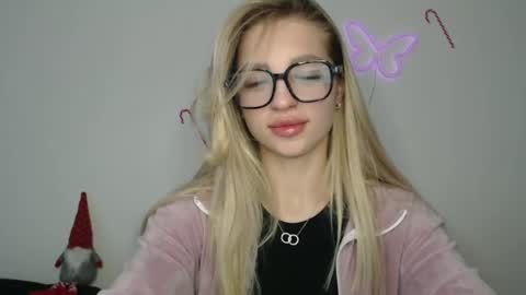 Kristina online show from 12/16/24, 09:03