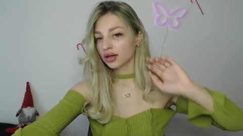 Kristina online show from 12/20/24, 10:05