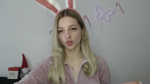 Kristina online show from 01/01/25, 01:16