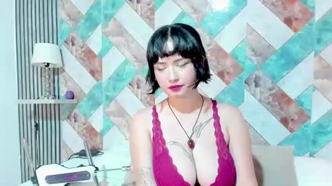 addison_avery online show from 06/18/26, 04:02