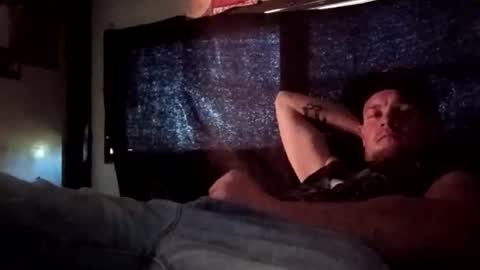 Snapshot of addysdaddy88 chatting on 04/05/26, 11:46 addysdaddy88 online show from 04/05/26, 11:46