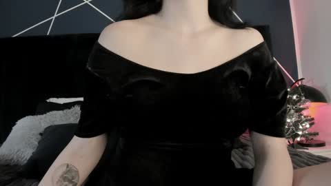 Ade  online show from 12/23/24, 07:41