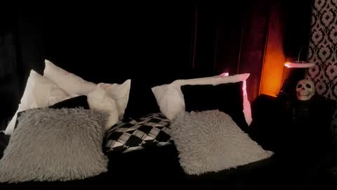 Snapshot of adeelinee chatting on 01/07/26, 07:49 Ade online show from 01/07/26, 07:49