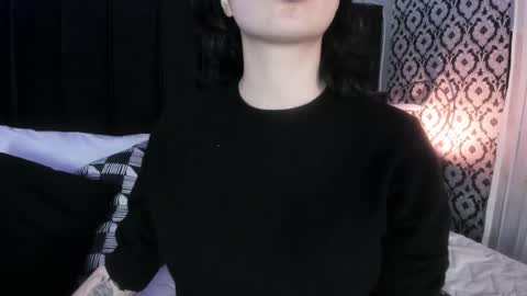 Snapshot of adeelinee chatting on 03/03/26, 07:53 Ade online show from 03/03/26, 07:53