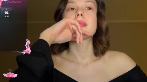 Adele online show from 03/16/26, 10:03