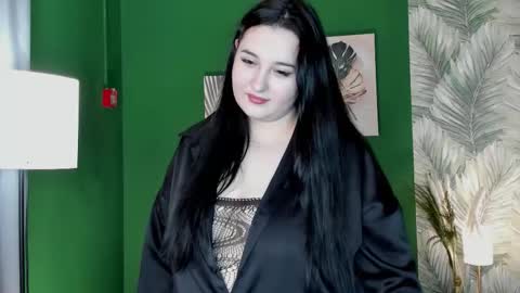 Snapshot of adel_sky chatting on 10/25/25, 11:51 Adel online show from 10/25/25, 11:51