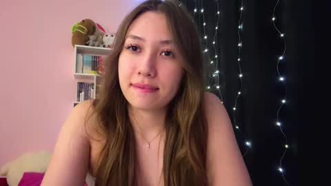 Snapshot of adelaidarothbart chatting on 03/18/26, 02:09 Lia online show from 03/18/26, 02:09