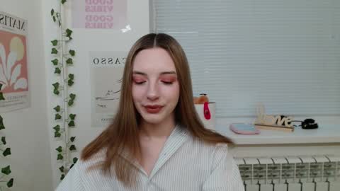 Snapshot of adele0_0 chatting on 02/07/25, 01:32 Adele online show from 02/07/25, 01:32