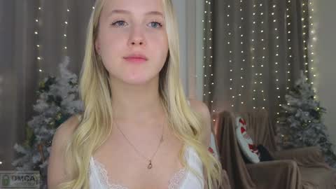 Adele online show from 01/18/25, 11:44