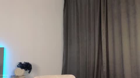 Adele online show from 11/14/25, 11:35