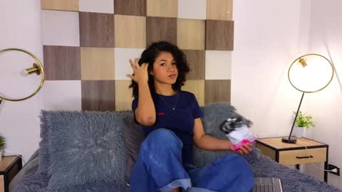 Andrea online show from 01/28/25, 06:28