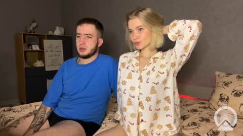 Snapshot of adele_nick2202 chatting on 12/24/24, 07:33 Adele Nick online show from 12/24/24, 07:33