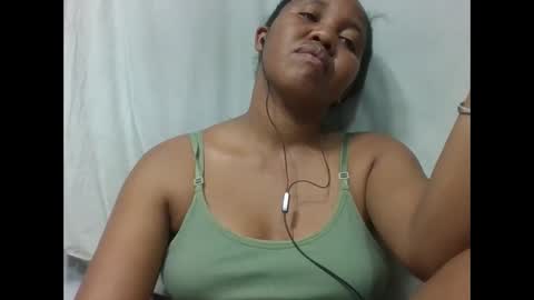 adelealy online show from 12/01/25, 07:57