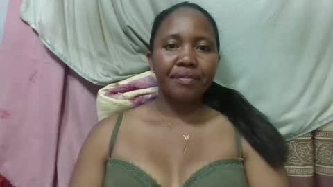 adelealy online show from 04/25/26, 02:58