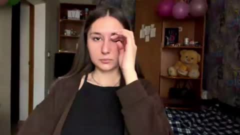 Poly online show from 03/06/26, 09:06