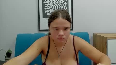 Snapshot of adelecruzz chatting on 02/06/26, 01:47 adelecruzz online show from 02/06/26, 01:47