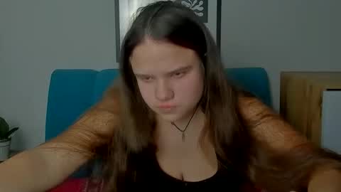 Snapshot of adelecruzz chatting on 02/22/26, 12:58 adelecruzz online show from 02/22/26, 12:58