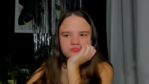 Snapshot of adelecruzz chatting on 03/13/26, 01:18 adelecruzz online show from 03/13/26, 01:18