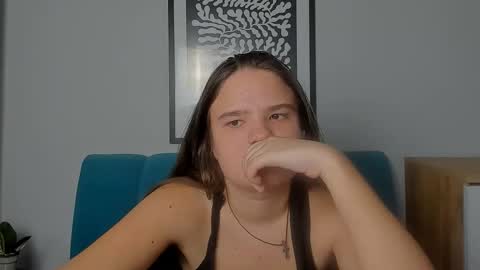 Snapshot of adelecruzz chatting on 03/15/26, 01:06 adelecruzz online show from 03/15/26, 01:06