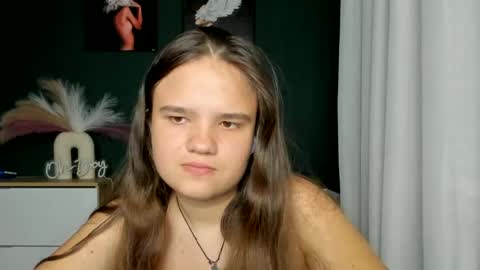 adelecruzz online show from 06/14/26, 12:07