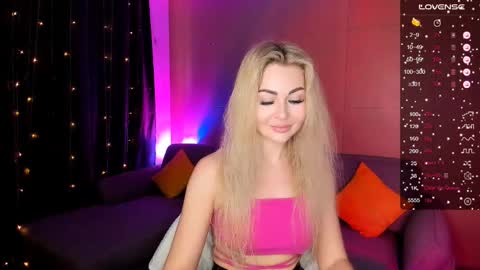 Adele online show from 02/20/25, 10:16