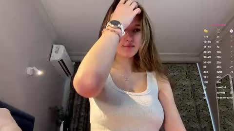 Snapshot of adeles_vibes chatting on 06/12/26, 04:22 Adele online show from 06/12/26, 04:22