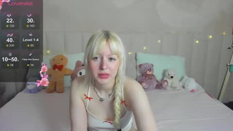 adelesilvy online show from 06/01/26, 02:02