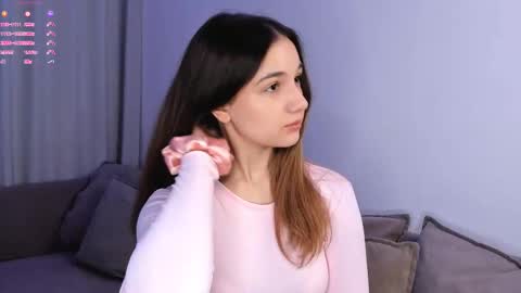 Snapshot of adelexx_zll chatting on 02/01/26, 03:49 adelexx_zll online show from 02/01/26, 03:49