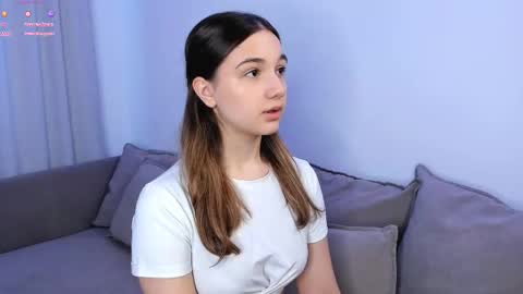 Snapshot of adelexx_zll chatting on 02/04/26, 04:29 adelexx_zll online show from 02/04/26, 04:29