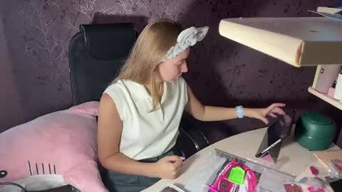 jennifer online show from 07/26/26, 07:37