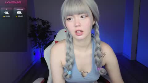 adelina__flower online show from 04/18/26, 02:37