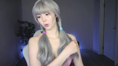 adelina__flower online show from 04/25/26, 02:14