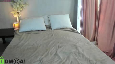 Snapshot of adelina_bliss chatting on 04/28/26, 01:26 Adelina bliss online show from 04/28/26, 01:26