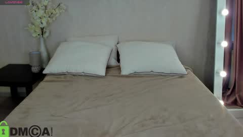 Snapshot of adelina_bliss chatting on 05/05/26, 10:01 Adelina bliss online show from 05/05/26, 10:01