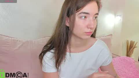 Snapshot of adelina_bliss chatting on 06/13/26, 09:18 Adelina bliss online show from 06/13/26, 09:18