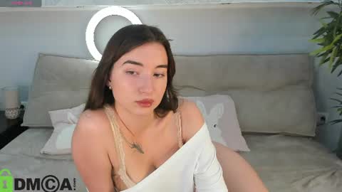 Snapshot of adelina_bliss chatting on 07/02/26, 09:26 Adelina bliss online show from 07/02/26, 09:26