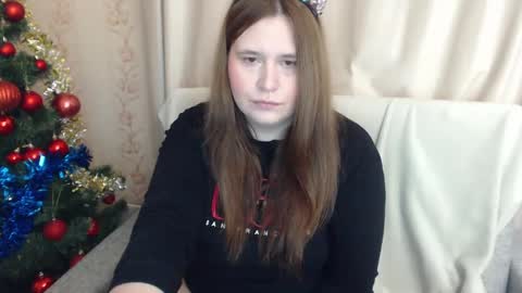 Snapshot of adelinalawson chatting on 12/31/24, 01:30 adelinalawson online show from 12/31/24, 01:30