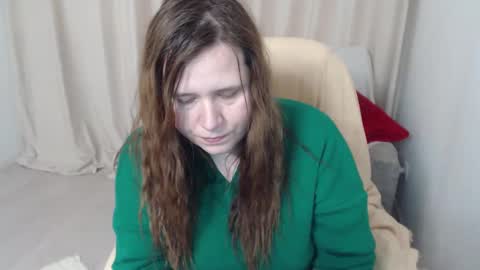 Snapshot of adelinalawson chatting on 03/06/25, 07:10 adelinalawson online show from 03/06/25, 07:10