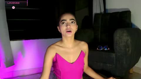 Snapshot of adelineevs chatting on 04/21/26, 03:02 ADELINE online show from 04/21/26, 03:02