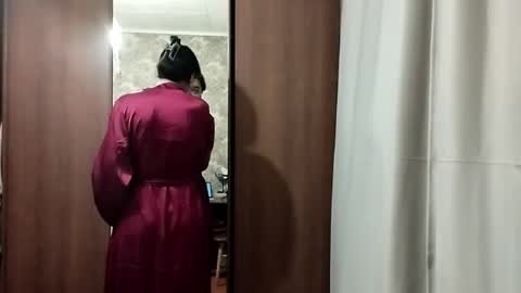 Snapshot of adelinehaefner chatting on 01/14/26, 04:01 Anna online show from 01/14/26, 04:01