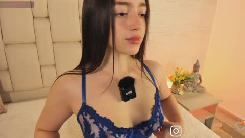 Snapshot of adelinewhite1 chatting on 06/04/26, 11:49 adeline online show from 06/04/26, 11:49