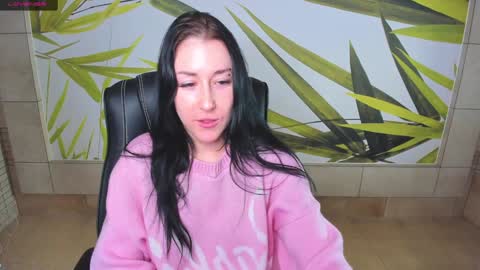 Snapshot of adell_berry chatting on 01/14/25, 05:19 Adel online show from 01/14/25, 05:19