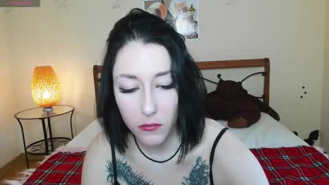 Snapshot of adell_berry chatting on 03/01/25, 02:59 Adel online show from 03/01/25, 02:59