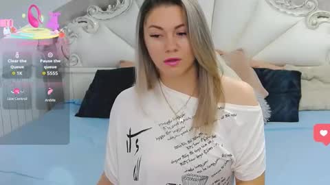 Snapshot of adelledeep1 chatting on 11/30/25, 09:35 AdelleDeep1 online show from 11/30/25, 09:35